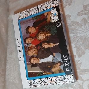 TopTrumps Friends "Apartment" Jigsaw Puzzle• 1000 pieces